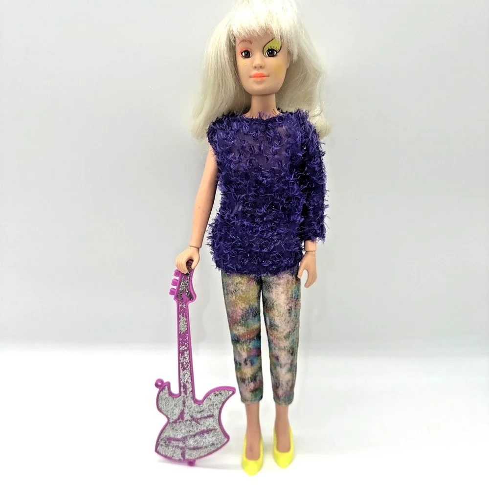 1987 Jem Misfits Roxy Doll Hasbro Vintage With Guitar Original Outfit Parts